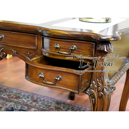 Dana Schreibtisch, Chippendale-Stil, Ministerialschreibtisch, 130 cm, Nussbaum, champagnerfarbenes Öko-Leder Na23