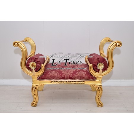 Tagesbett, pompejanische Bank, Sofa, goldfarbenes Holz, bordeauxroter Damaststoff AL1891