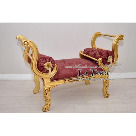 Tagesbett, pompejanische Bank, Sofa, goldfarbenes Holz, bordeauxroter Damaststoff AL1891