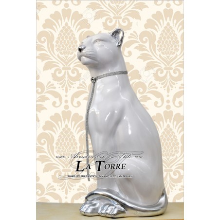 Animali in ceramica statua scultura Leonessa bocca chiusa bianco argento con swarovski H90cm PR11