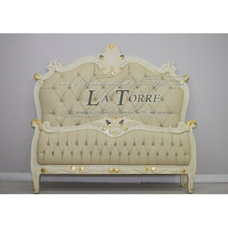 baroque bed