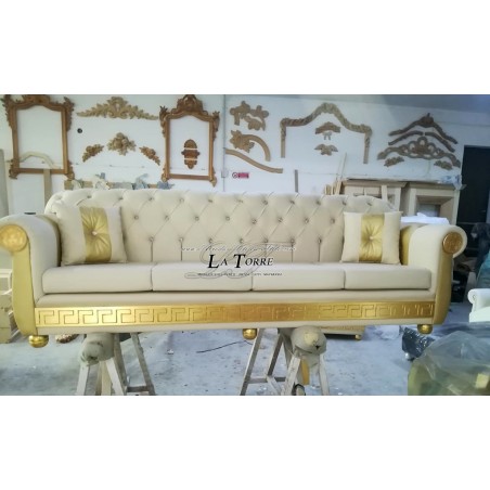 Divano 4 posti rete e materasso Chesterfield moderno ecopelle o velluto qualsiasi colore swarovski AZ04