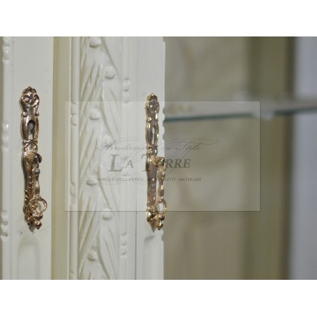 Louis-XV-Barock-Marmorvitrine mit Kunstleder und champagnerfarbenen Swarovski-Kristallen LT2999