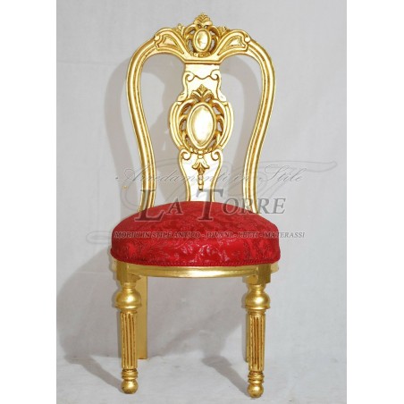 Barocker Sessel im Stil Louis XV mit goldfarbenem Holz und rotem Damaststoff AR1010