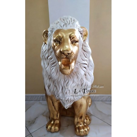 Keramische Tierstatue, Löwe mit offenem Maul, Blattgold, Elfenbeinmähne, Swarovski-Kristallen, Höhe 90 cm, PR14