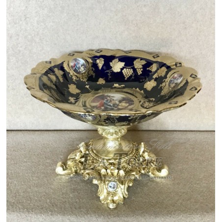 Tischdekoration aus blau-gold bemaltem Porzellan im Jugendstil P30