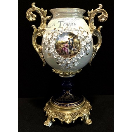 Vase with handles amphora in white painted porcelain home furnishing ornament P16