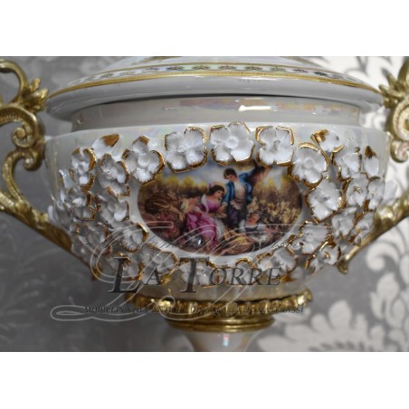 Chocolates holder cup in white painted porcelain home furnishing ornament P19