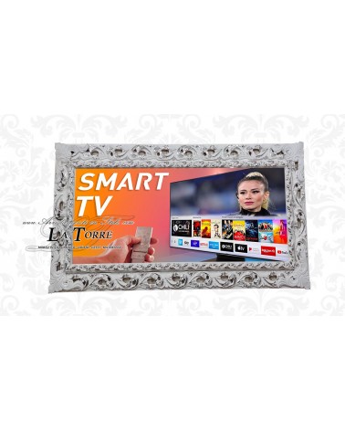 Barocker, perforierter Smart-TV-Wandrahmen aus weißem und silbernem Kiefernholz