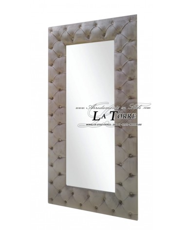 Classic mirror with capitonné frame in velvet or eco-leather in any color in the Baroque style