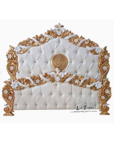 Letto Matrimoniale Dea Medusa contenitore ecopelle bianca Barocco legno foglia oro e bianco PILISSENA