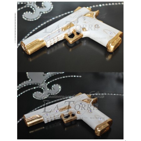 Beretta 9x21 Pistole aus elfenbeinfarbener und goldener Keramik mit Swarovski-Kristallen, PR33-Verzierung