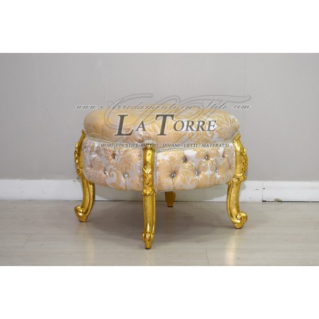 Sofì Pouf aus goldfarbenem Damaststoff im Louis-XV-Barockstil mit elfenbeinfarbener Lilie von Swarovski (AL1887)