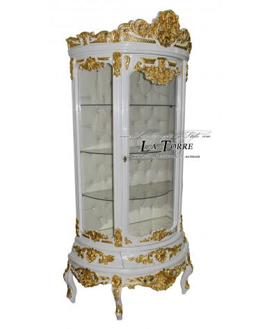 Barocke Vitrine im Stil Louis XV mit gebogenem Glas, weiß und goldfarben, mit Swarovski-Kristallen, LT3058