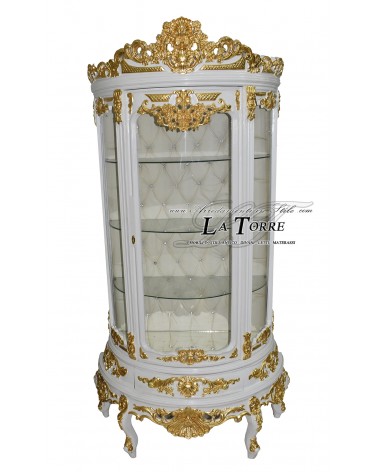 Barocke Vitrine im Stil Louis XV mit gebogenem Glas, weiß und goldfarben, mit Swarovski-Kristallen, LT3058
