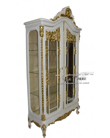 Louis XV Barock-Vitrinenschrank aus weißem und goldenem Kristallglas mit champagnerfarbenem Kunstlederbezug und