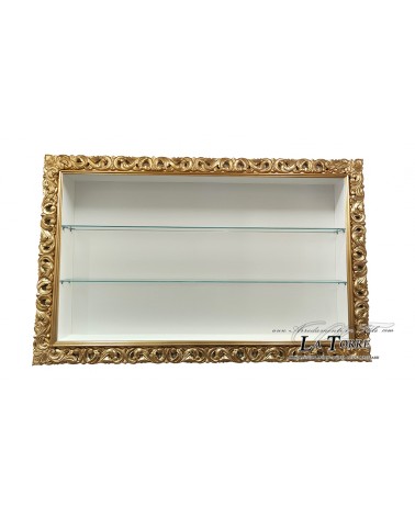 Wandvitrine im Barockstil mit perforiertem Rahmen, TV-Box und Flaschenhalter, Sonderanfertigung VT1135O