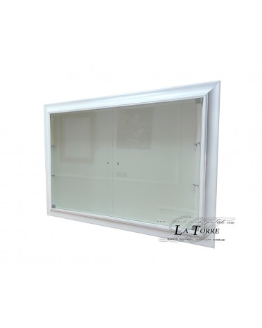 Wandmontierter Vitrinenschrank mit klassischen Glastüren und maßgefertigtem Flaschenhalterrahmen VTRovescio /B