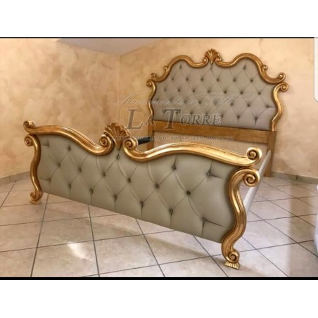 Letto Matrimoniale Barocco contenitore ecopelle o tessuto legno oro o argento qualsiasi colore Evelyn